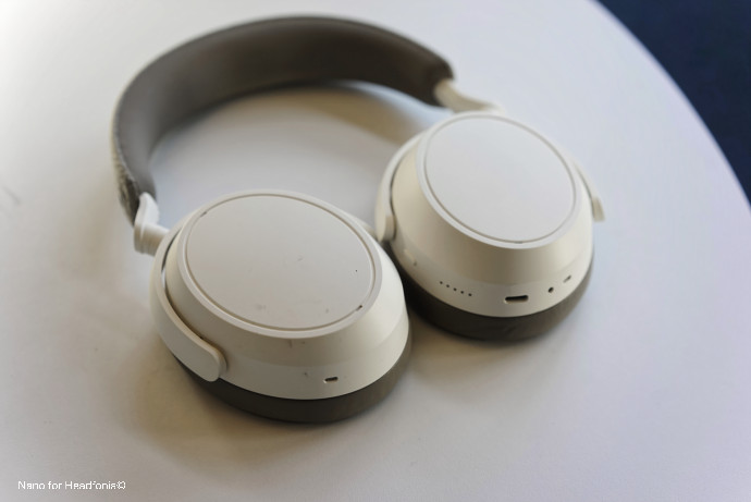 Sennheiser's Momentum 4 Wireless Headphones Might Be Ideal for Commuters  and Travelers 